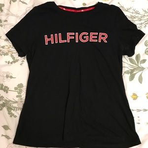 Fitted Tommy Hilfiger tee